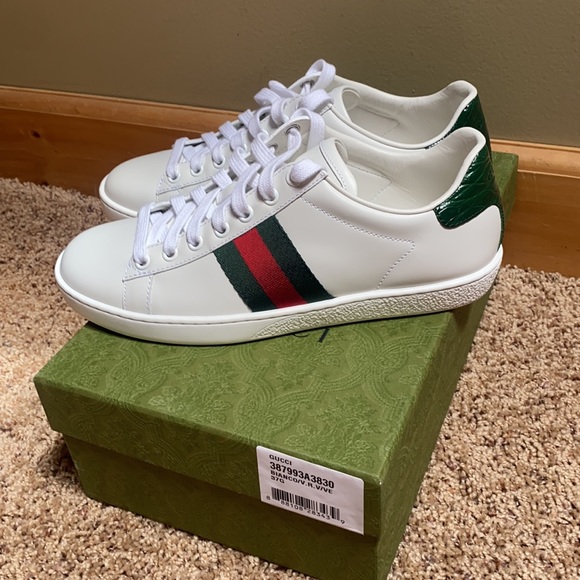 Gucci Ace Leather Sneakers - Picture 3 of 8